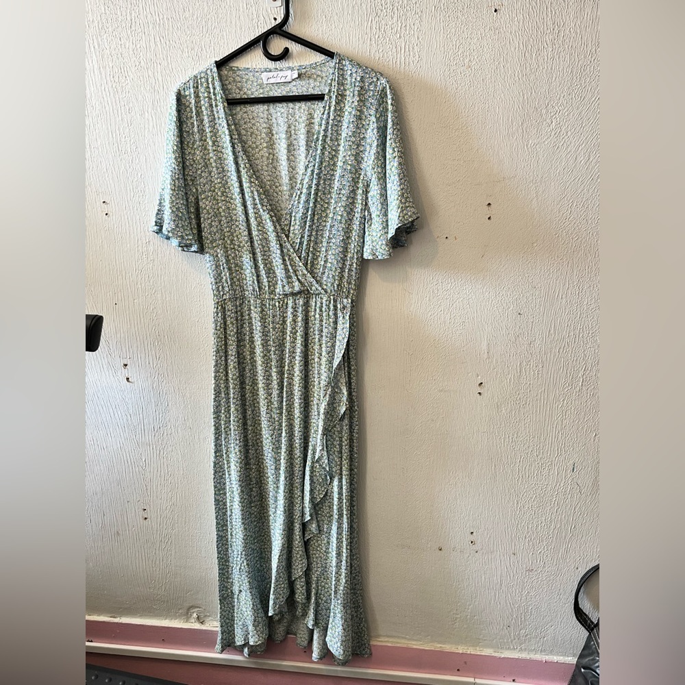 Lightly used boutique dress.